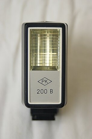 Nr. 3 Rollei 35 SE, Kleinbild Fotoapparat (24 x 36)