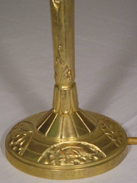 Nr. 11 Tischlampe Original Jugendstil-Lampe der Verreries Schneider gemarkt: SCHNEIDER mit Nadelätzung Epinay sur Seine, Rue de I`Yser