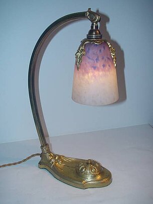 Nr. 9 Tischlampe gemarkt: SCHNEIDER mit Nadelätzung Cristallerie Schneider Epinay sur Seine