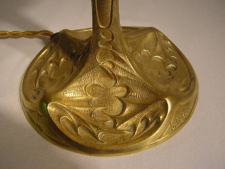 Nr. 49 Tischlampe gemarkt: Muller Freres Luneville (Blankgeätzt)
