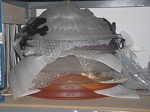 Originale Ersatzteile aus der Zeit für sach-und fachgerechte Reparaturen